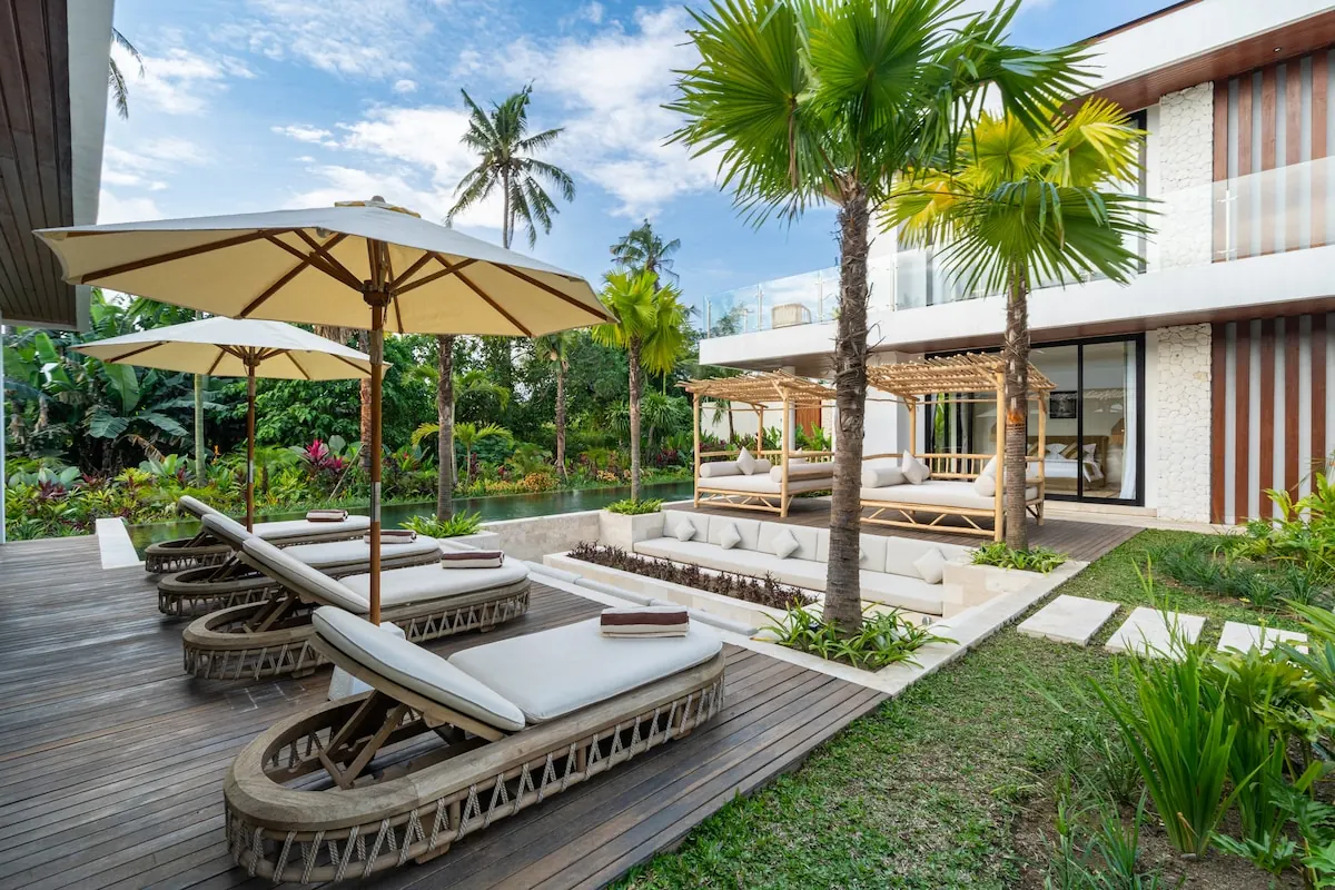 12 BR Padel Tropical-Modern Estate Ubud — 12BR Estate Rental in Ubud — image 14