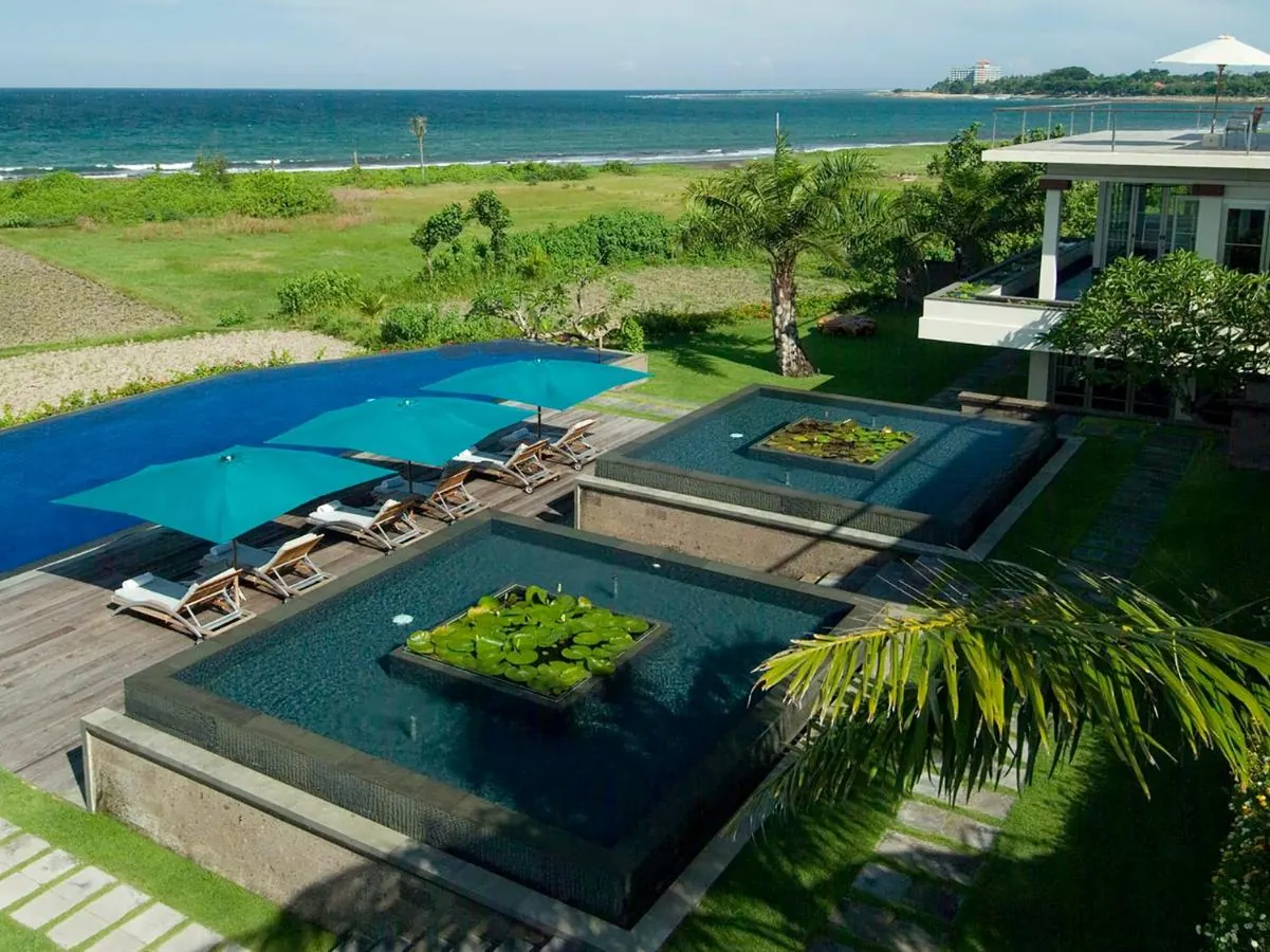 6 BR Ocean-View Garden Villa Sanur — 6BR Villa Rental in Sanur — image 2