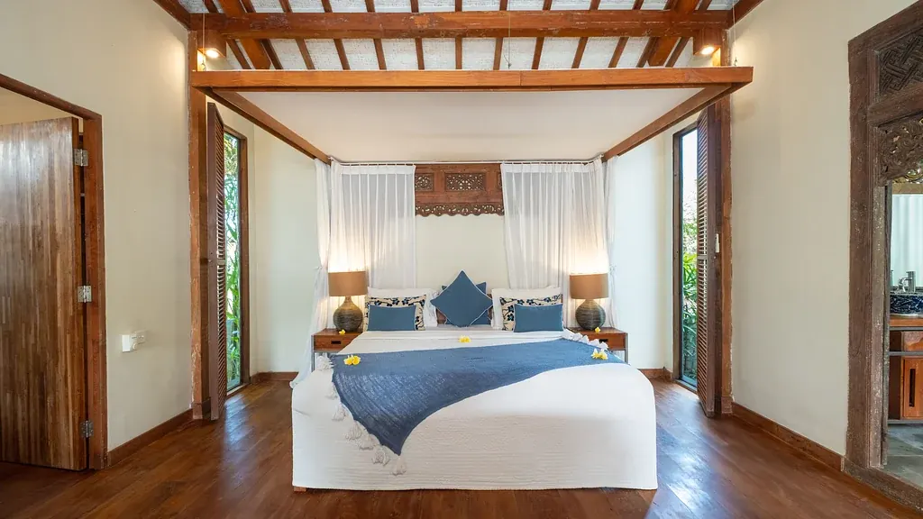 7 BR Private Retreat Canggu — 7BR Villa Rental in Canggu — image 6