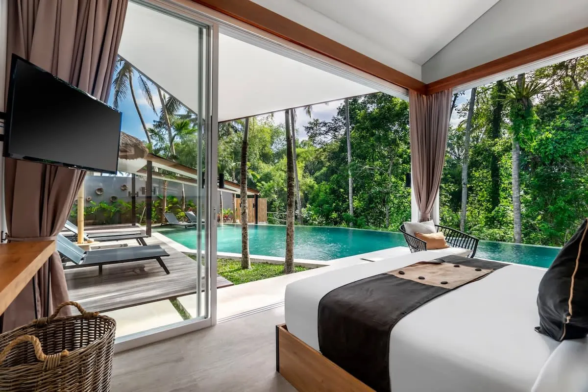 5 BR Tropical-Modern Jungle Villa Ubud — 5BR Villa Rental in Ubud — image 5