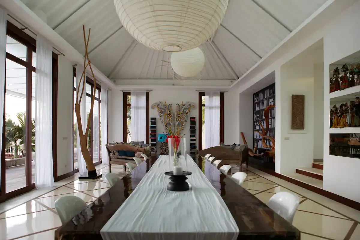 7 BR White Rice-Field Villa Canggu — 7BR Villa Rental in Canggu — image 9