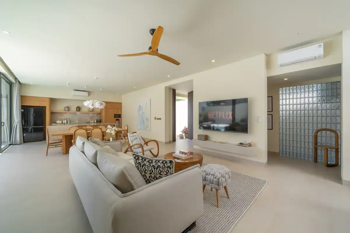3 BR Contemporary Pool Villa Uluwatu — 3BR Villa Rental in Uluwatu — image 8