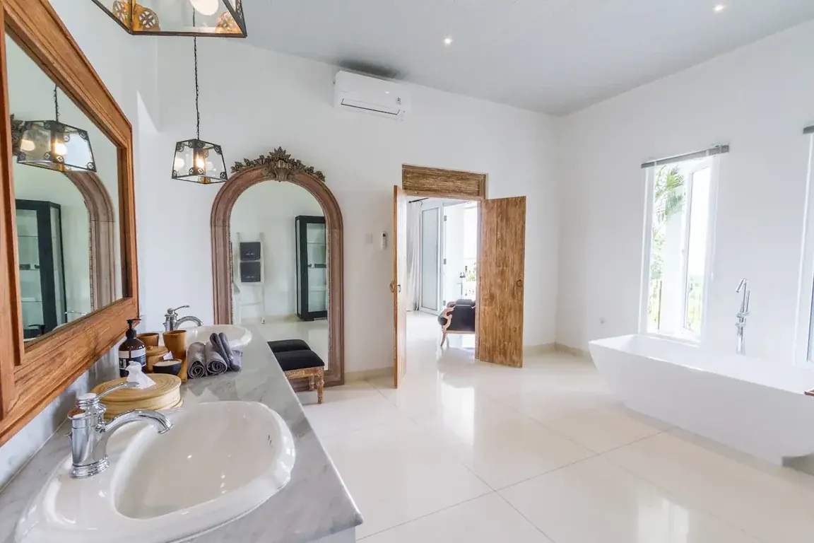 5 BR Ocean-View Infinity-Pool Villa Uluwatu — 5BR Villa Rental in Uluwatu — image 12