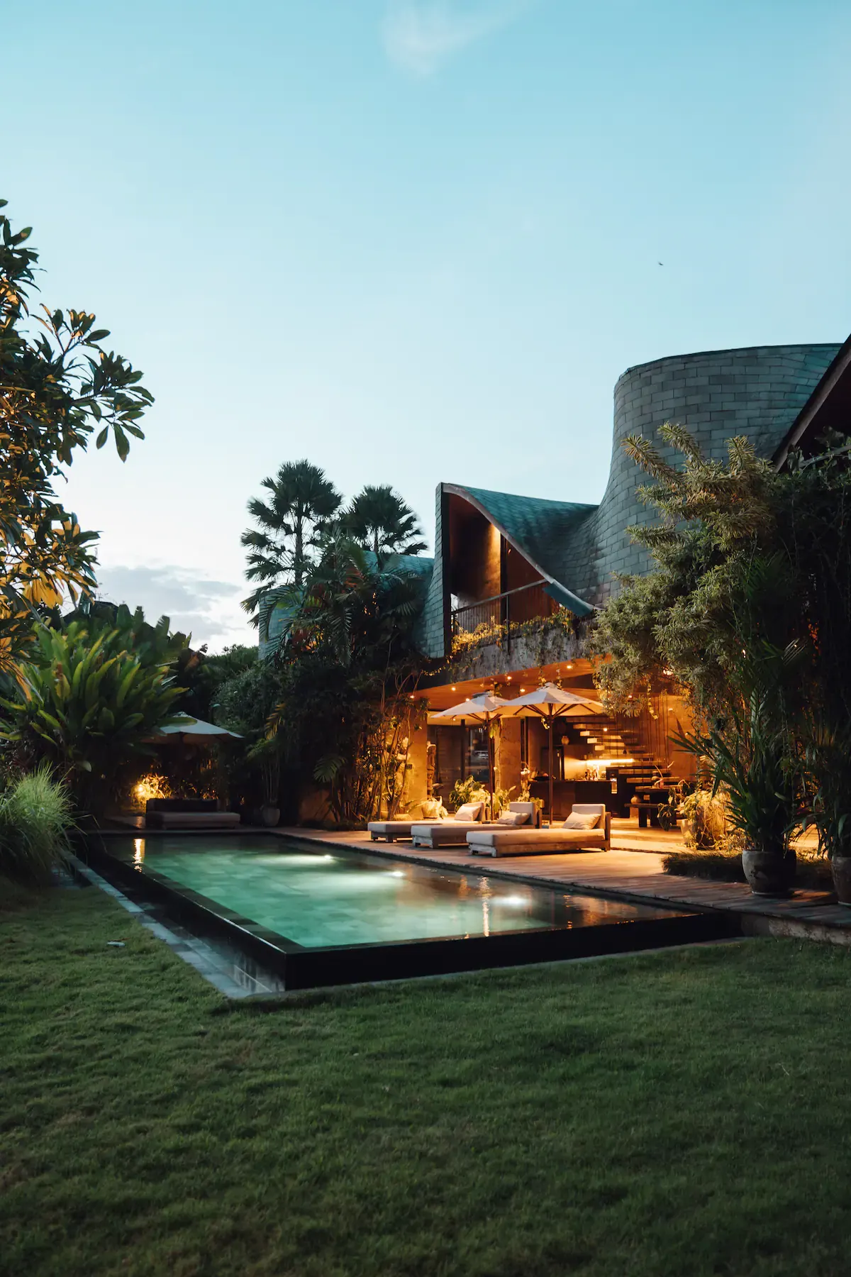 4 BR Stone Infinity-Pool Villa Ubud — 4BR Villa Rental in Ubud — image 4