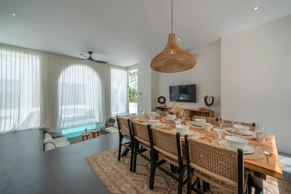 5 BR Mediterranean Rooftop Villa Canggu — 5BR Villa Rental in Canggu — image 2