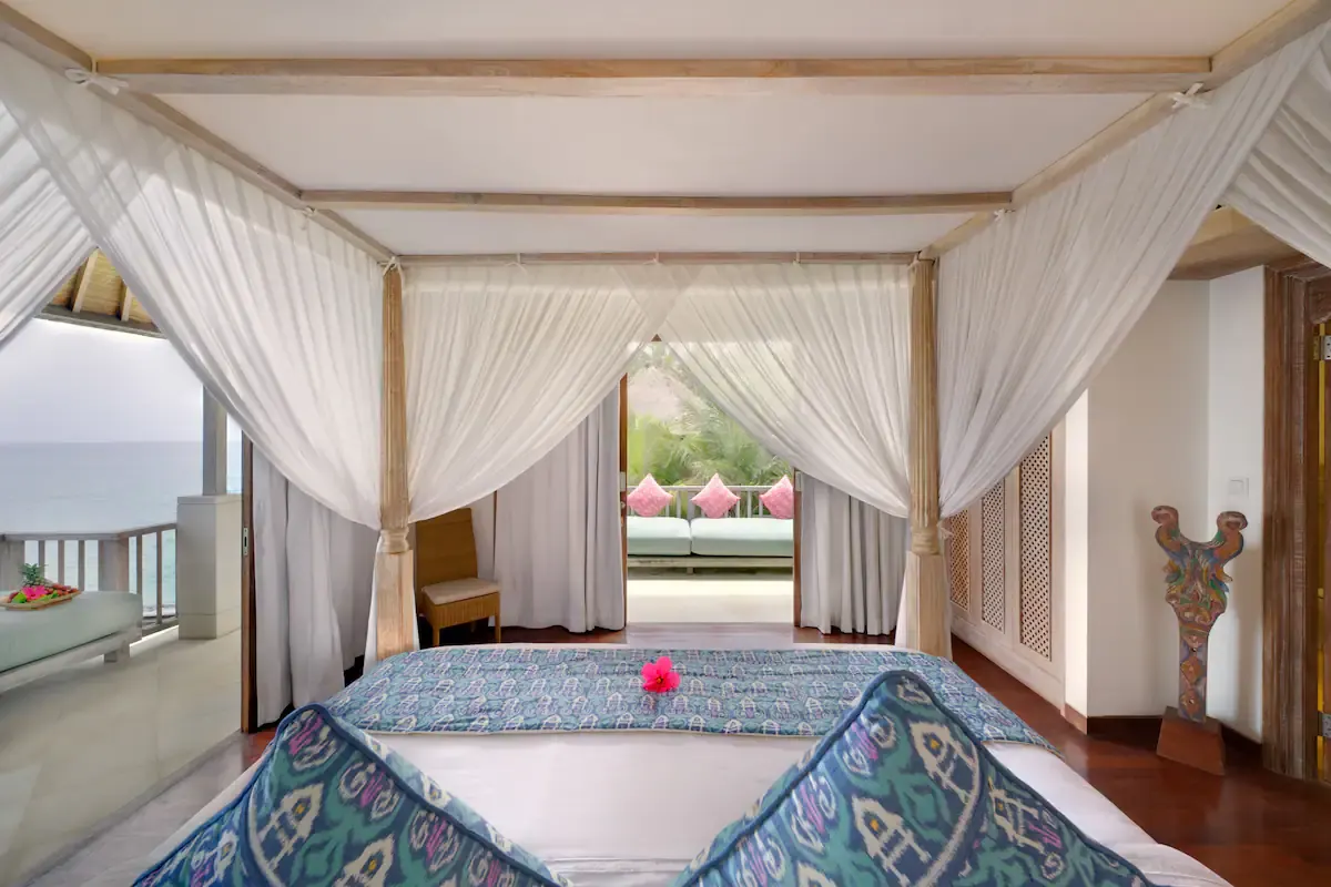 Siri Mendira - Villa Cempaka — 4BR Villa Rental in Candidasa — image 12