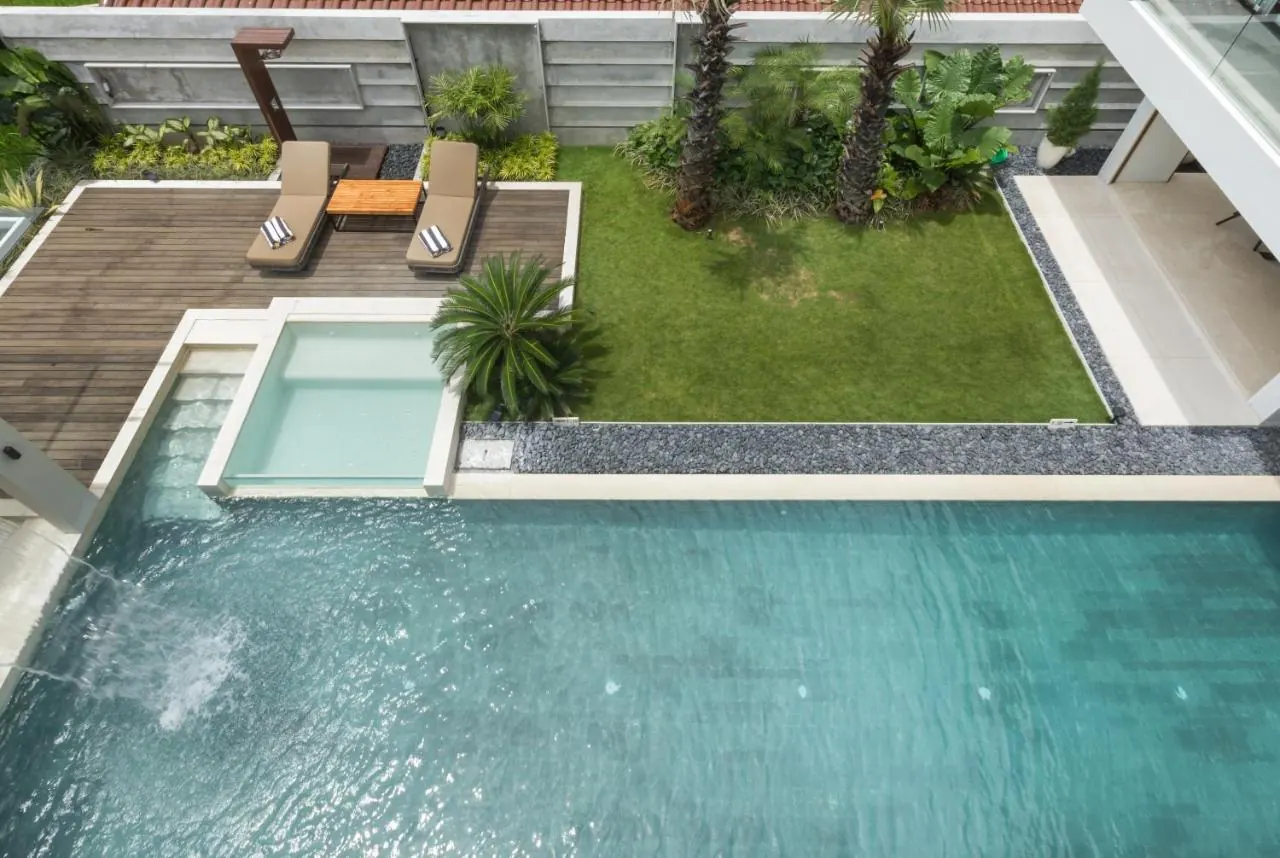 4 BR Modern Rice-Field Villa Canggu — 4BR Villa Rental in Canggu — image 15