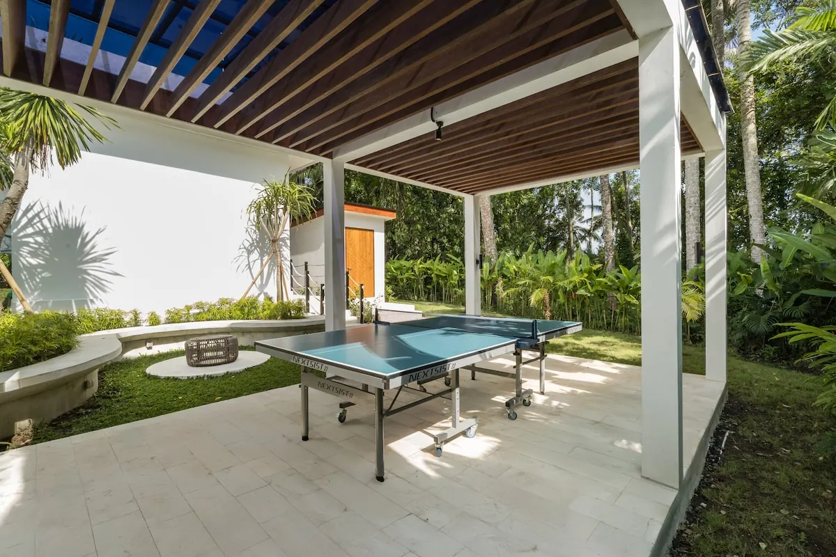 4 BR Jungle Infinity-Pool Villa Ubud — 4BR Villa Rental in Ubud — image 2