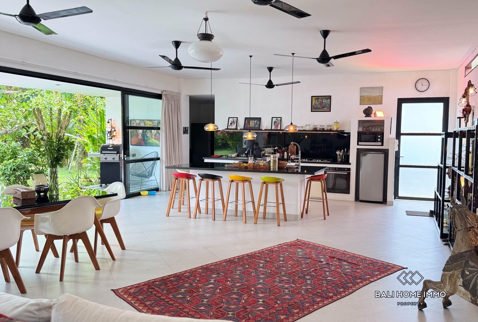 Elegant 2-Bedroom Villa with Massive Tropical Garden for rental in Ubud — image 5