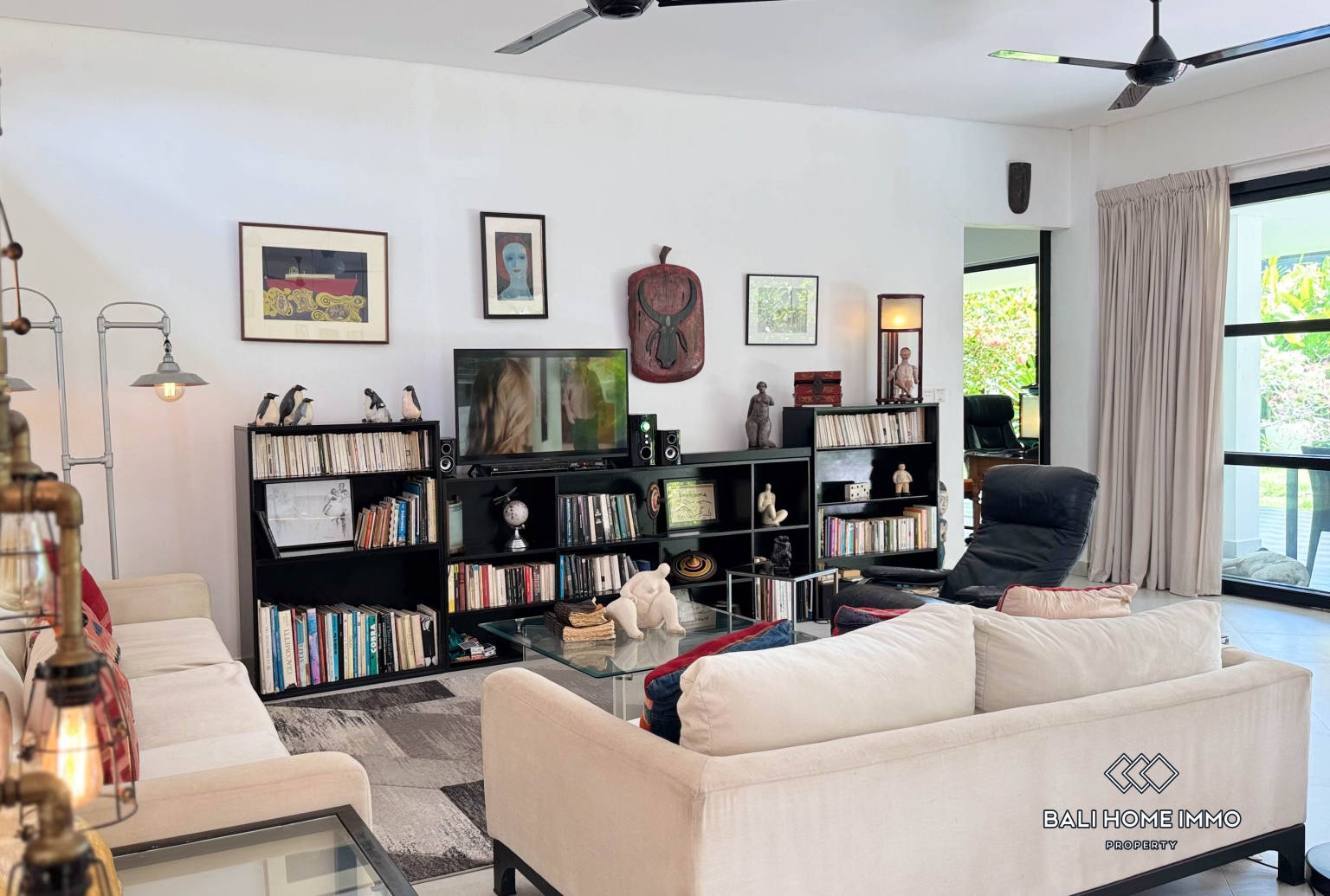 Elegant 2-Bedroom Villa with Massive Tropical Garden for rental in Ubud — image 2