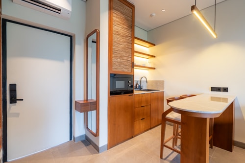 Novo 3.4 - Studio with Jungle View Balcony, Ubud in Ubud, Bali — image 10
