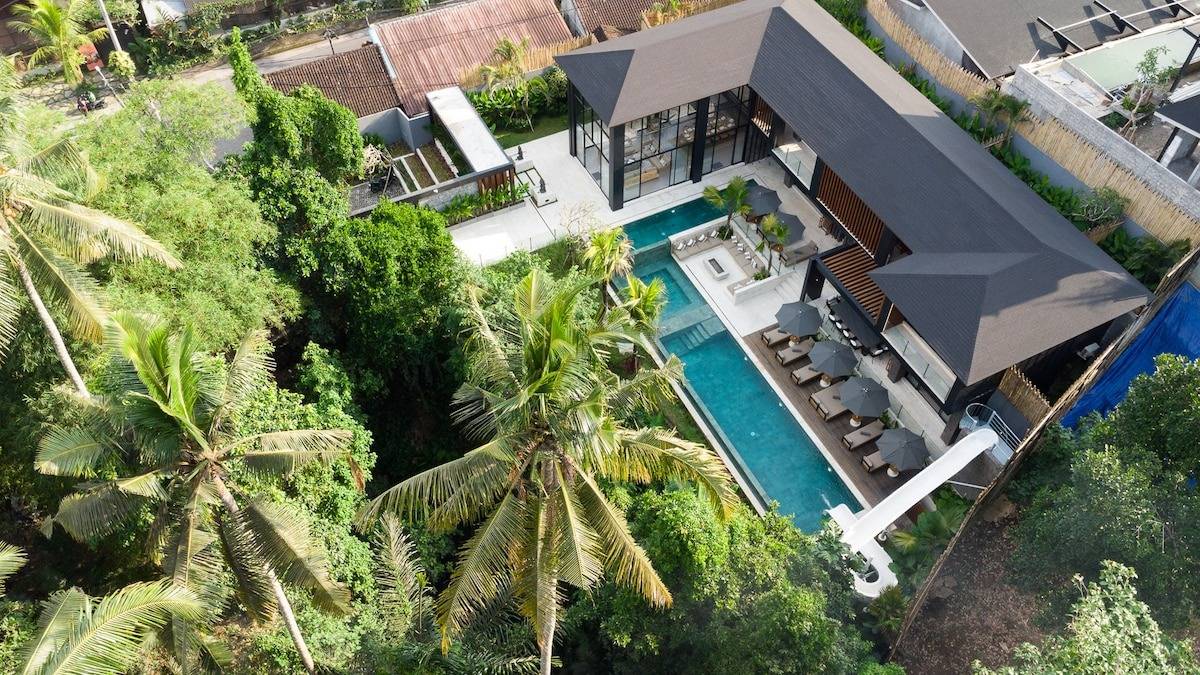 Ubud Villa 3806