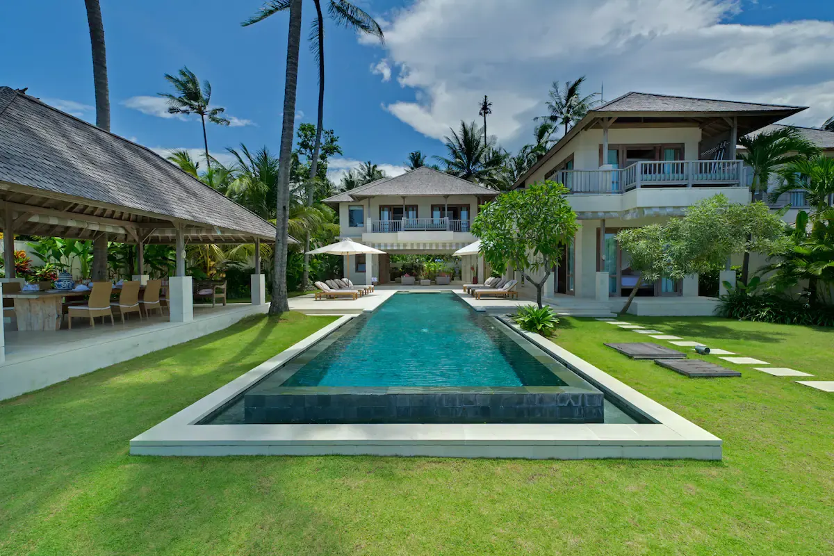 Siri Mendira - Villa Cempaka — 4BR Villa Rental in Candidasa — image 1