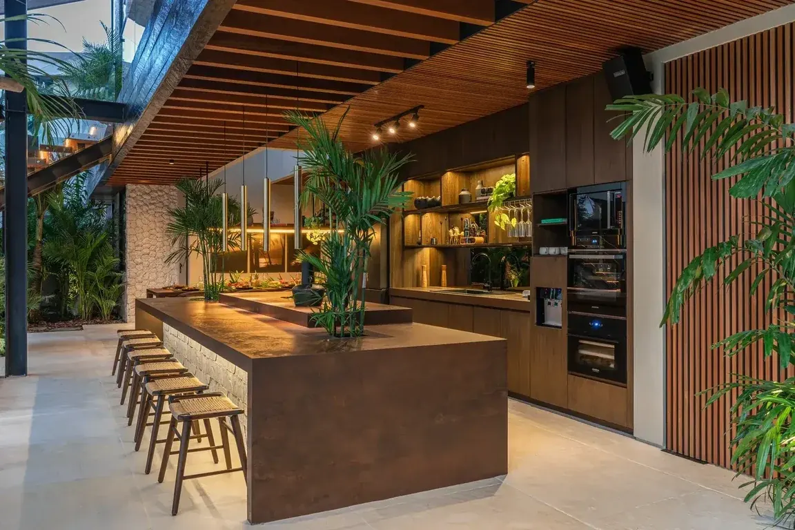 6 BR Modern Cinema Villa Canggu — 6BR Villa Rental in Canggu — image 17