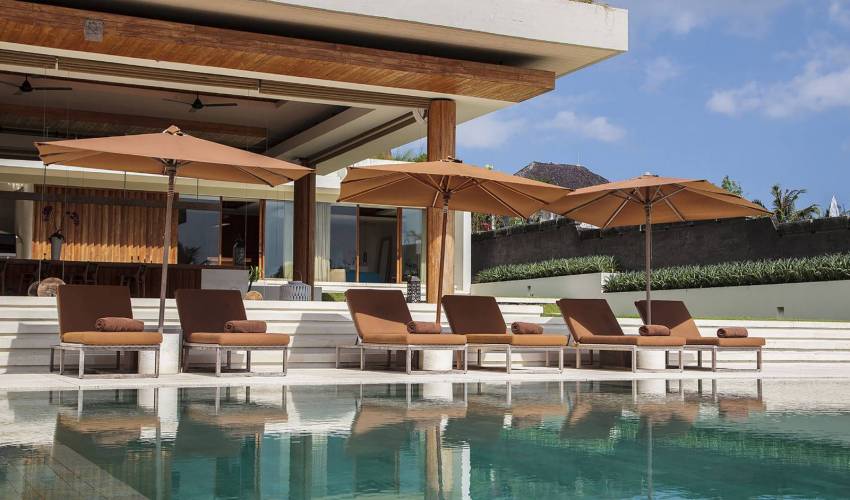 The Iman Villa 3262 in canggu — image 11