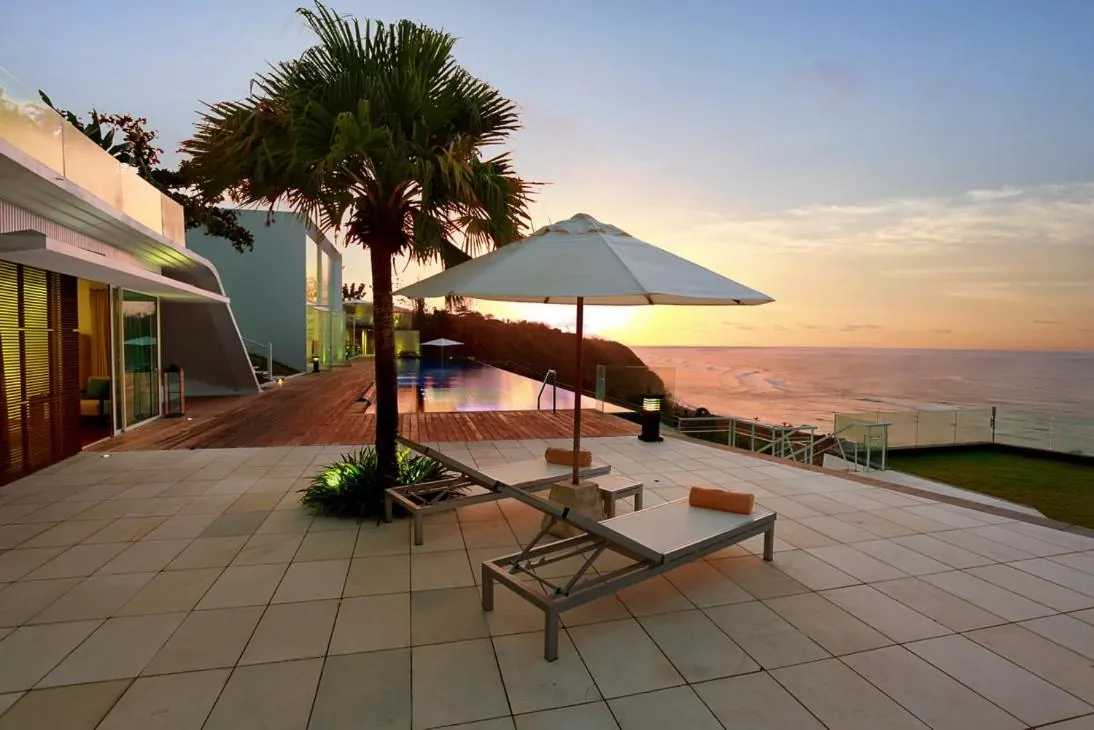 6 BR Sea-View Infinity-Pool Villa Uluwatu — 6BR Villa Rental in Uluwatu — image 5