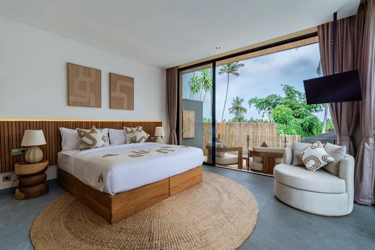9 BR Tropical-Modern Pool Estate Ubud — 9BR Estate Rental in Ubud — image 2