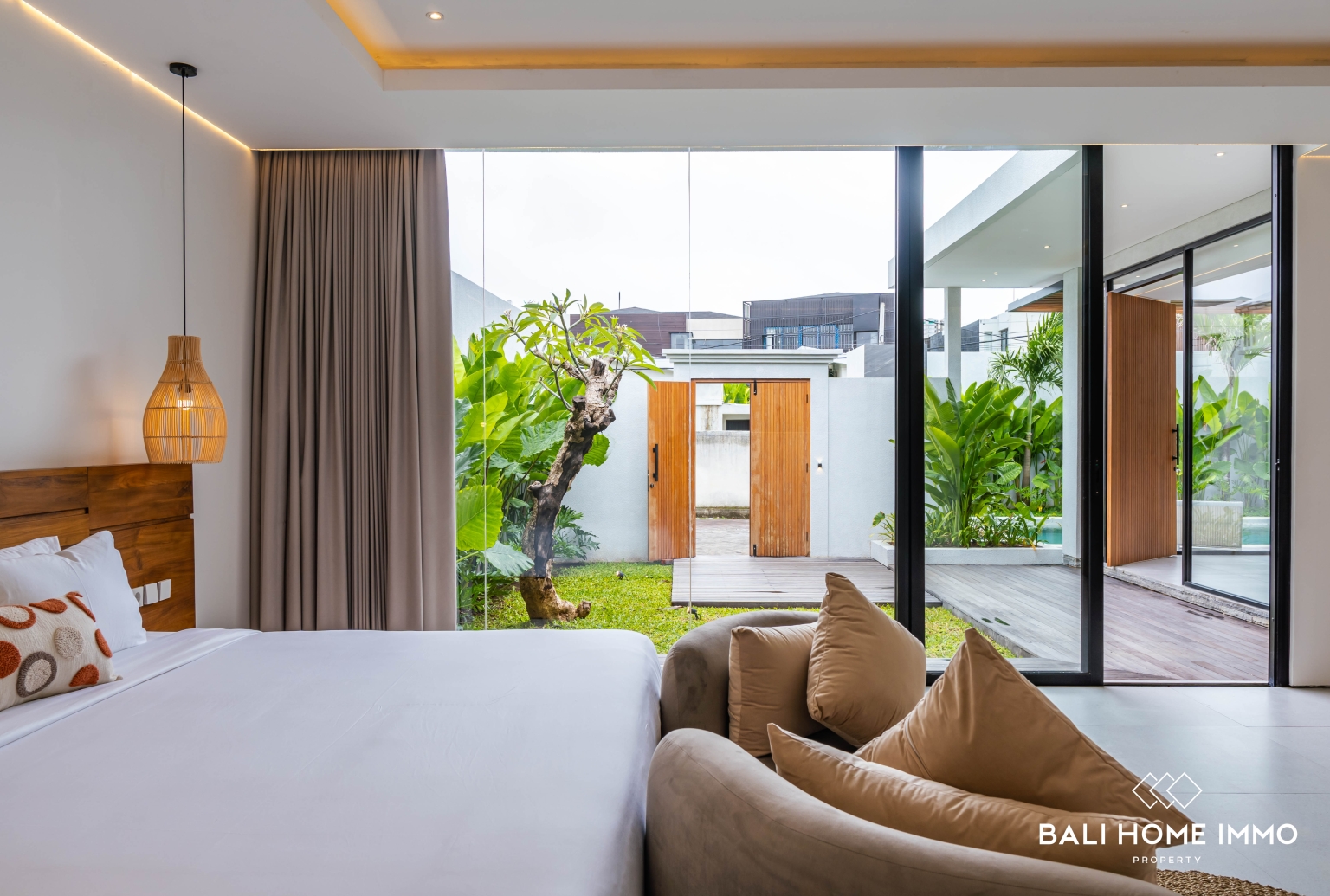 Family style 4 Bedroom Villa for rent in Umalas — image 15