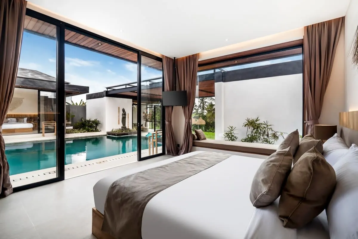 6 BR Rice-Field Tropical-Modern Villa Ubud — 6BR Villa Rental in Ubud — image 15