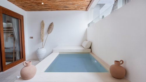 Pagi - Canggu 1BR Suite with Private Pool and Terrace - Canggu, Bali — image 12