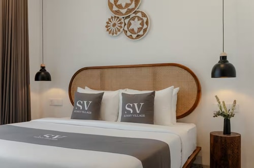 2BR Near Batu Belig Beach Villa | Pool & Work-Hub in Canggu, Bali — image 4