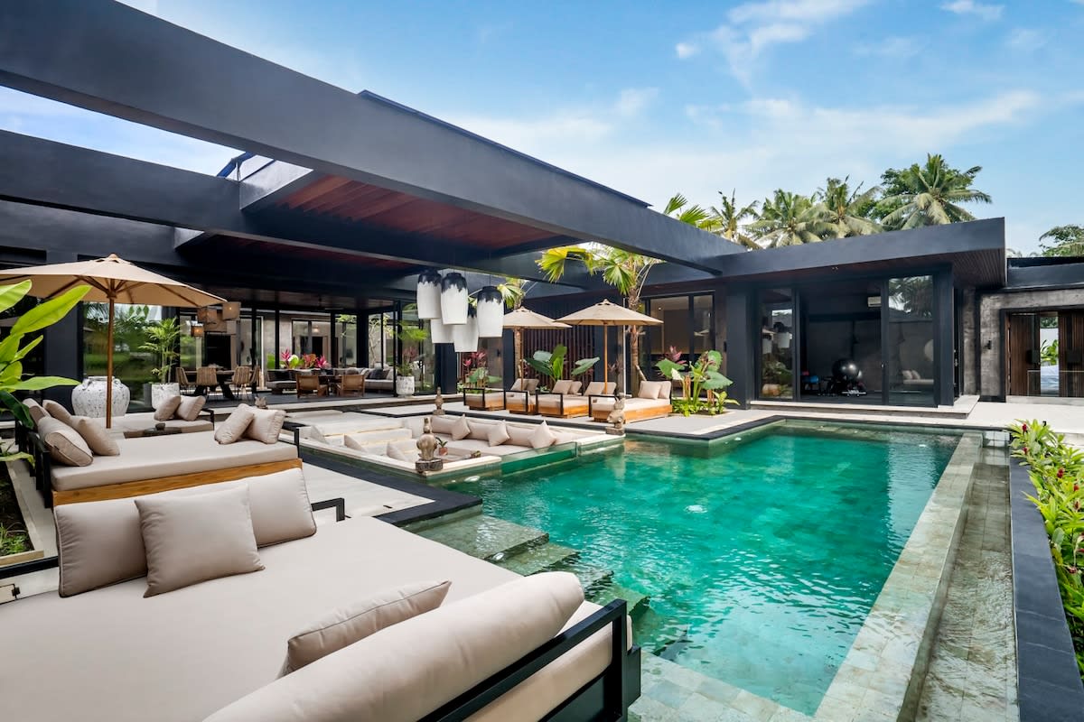 The Cint House Ubud — 5BR Villa Rental in Ubud — image 1