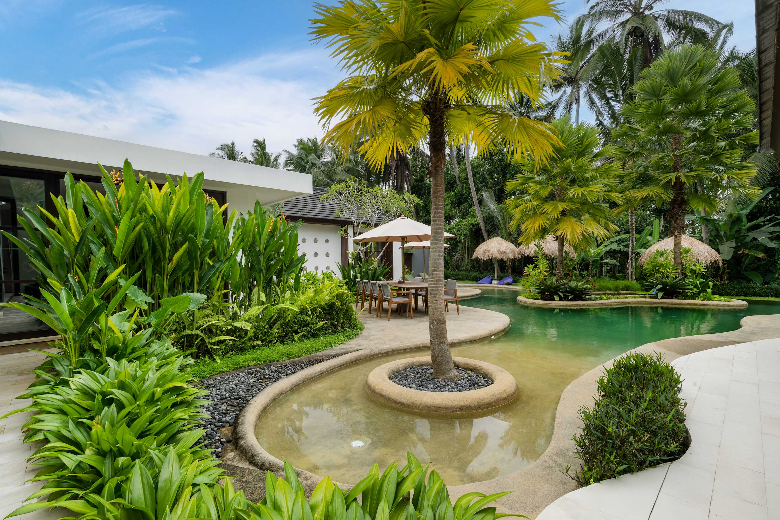 Villa Beach New in Ubud — image 7