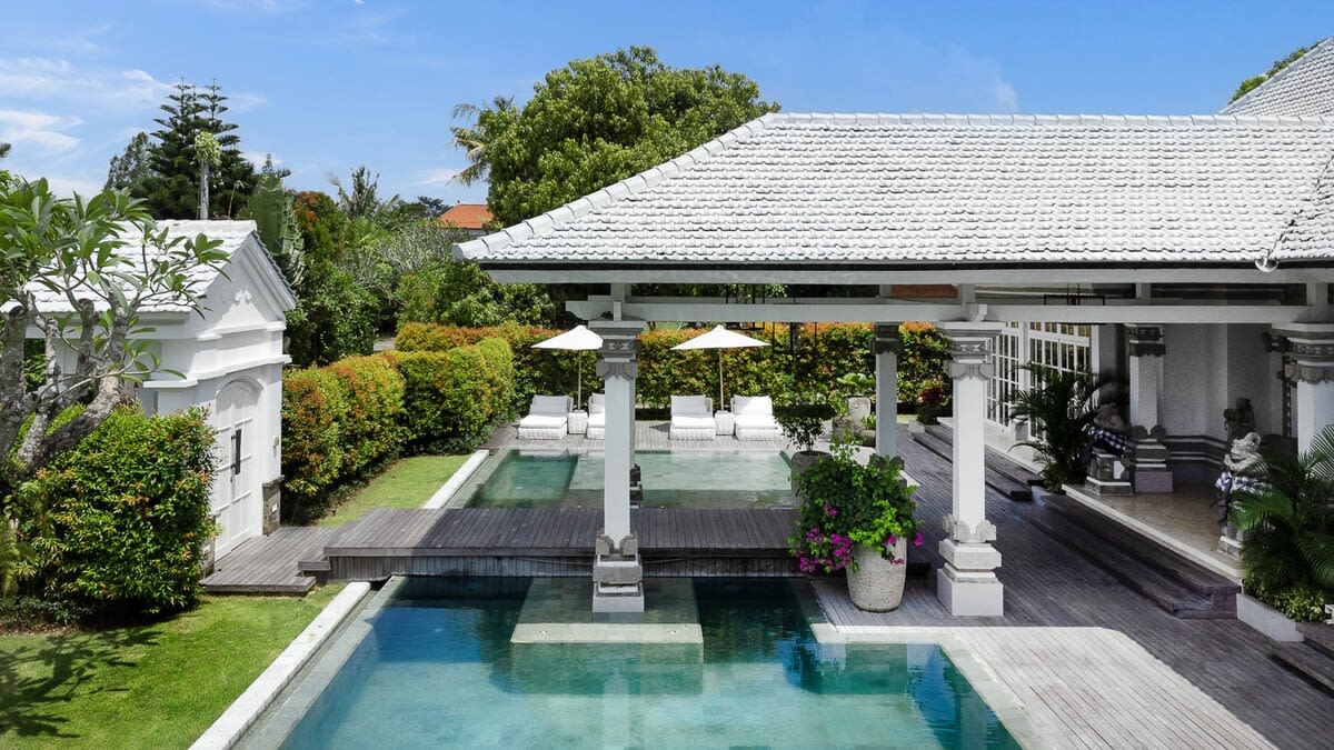 Villa Symphony White in Ubud — image 12