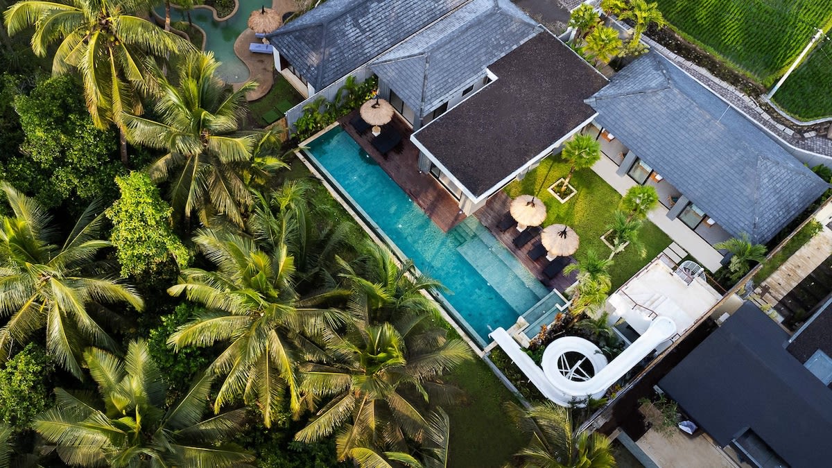 Villa Slide in Ubud — image 3