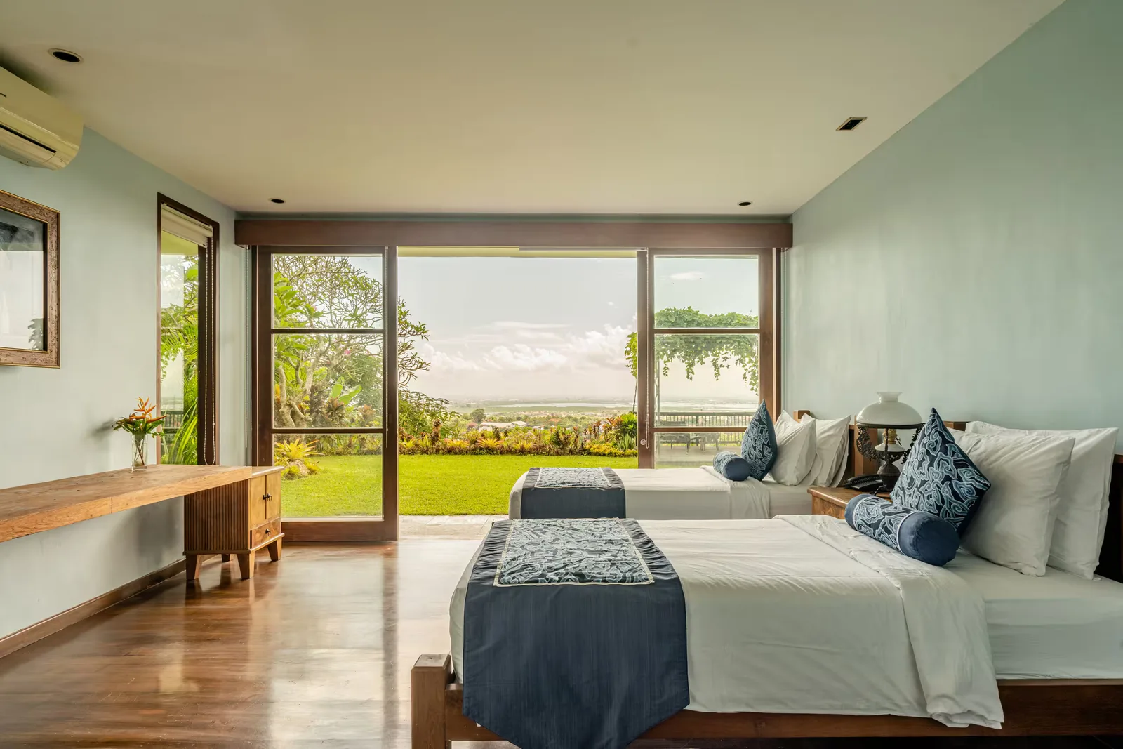 The Longhouse — 6BR Villa Rental in Jimbaran — image 6