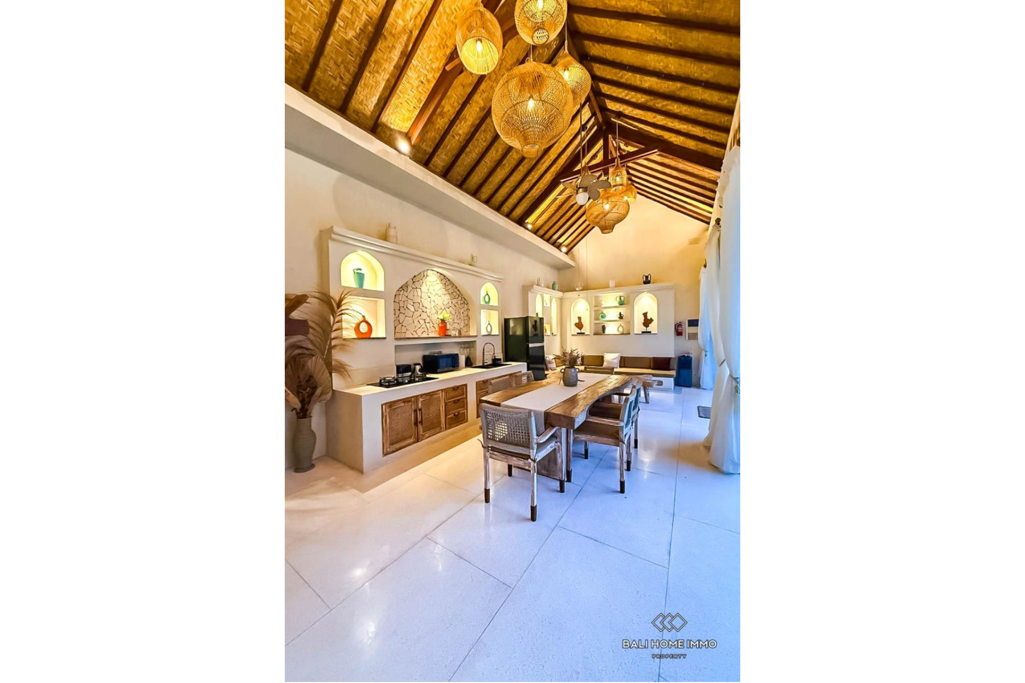 MEDITERRANEAN 3 BEDROOMS VILLA FOR MONTHLY RENTAL IN BALI - BALANGAN — image 5