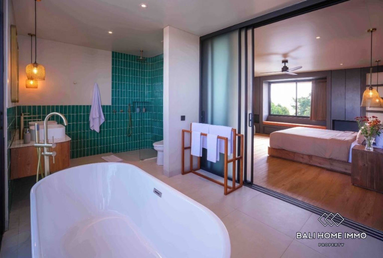 Modern 2 Bedroom Apartment For Rent in Pererenan Beachside — image 9