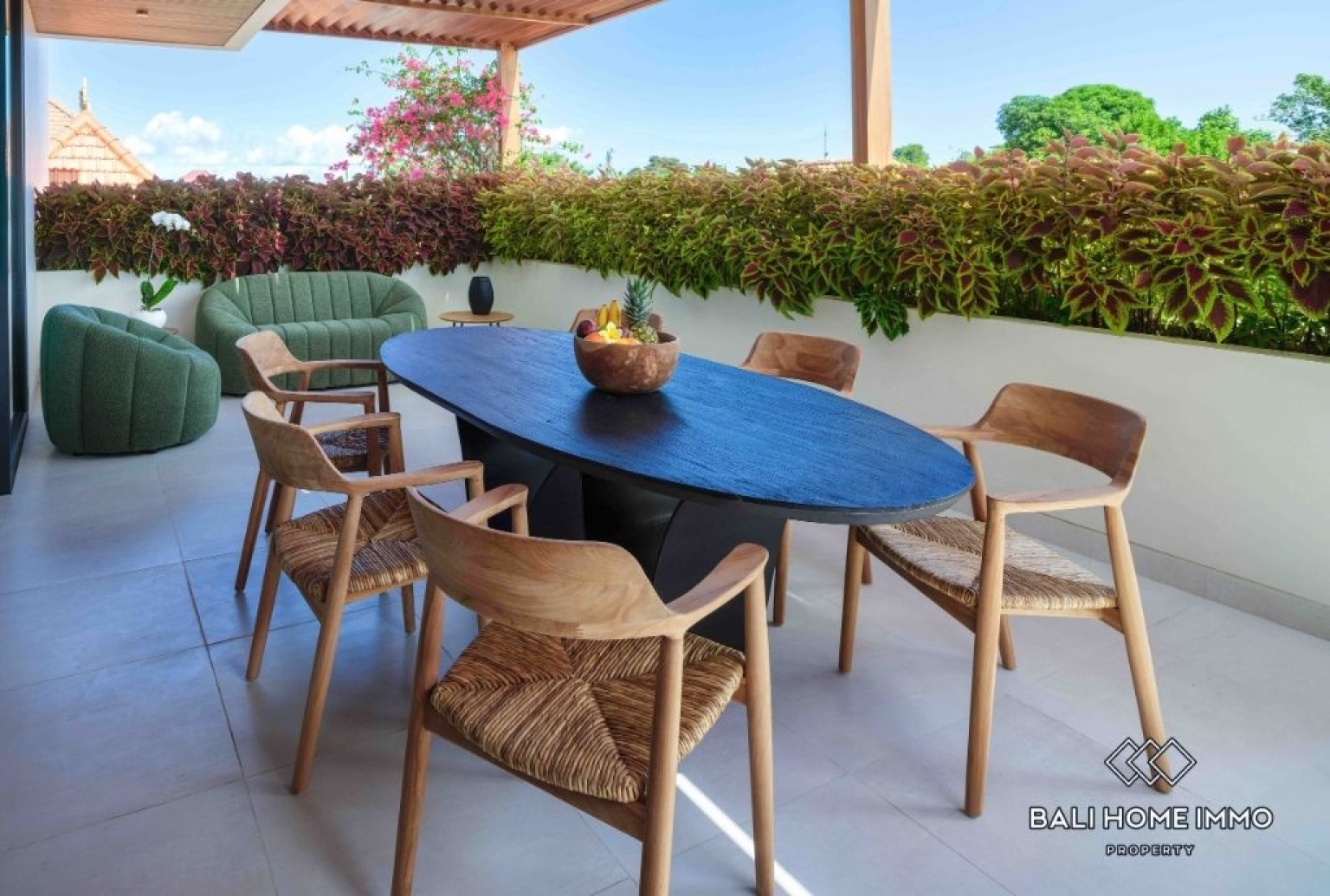 Modern 2 Bedroom Apartment For Rent in Pererenan Beachside — image 11