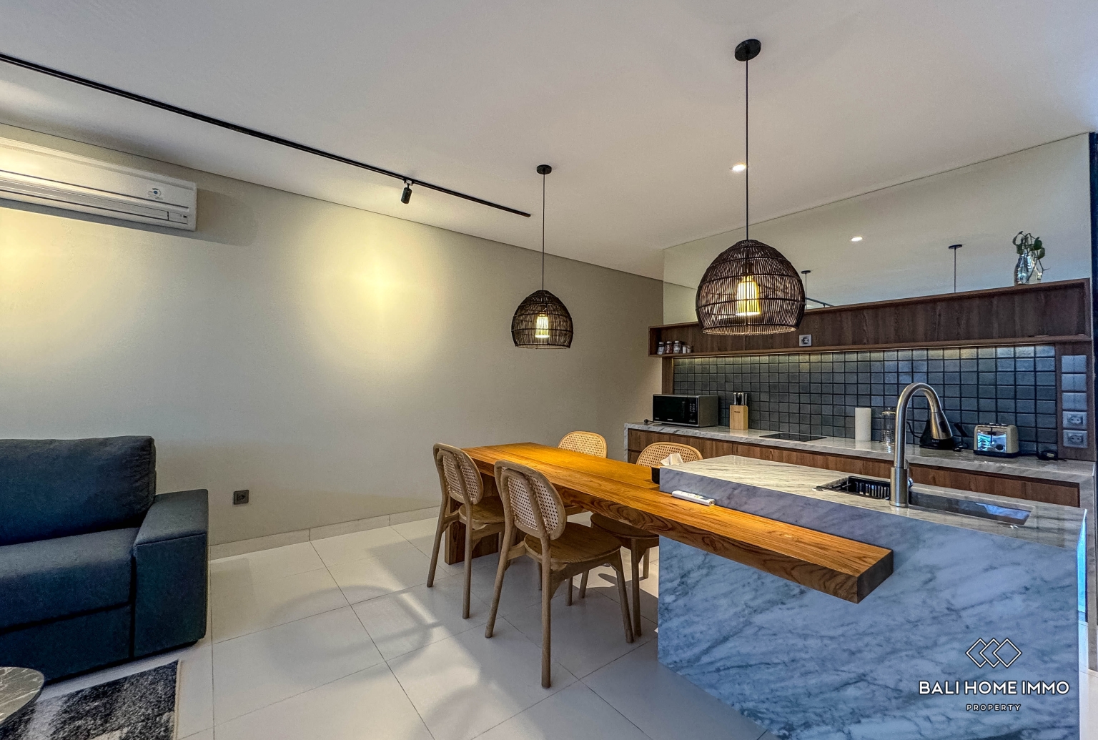 Modern 2 Bedroom Villa for Rental in Bali Canggu Berawa — image 5