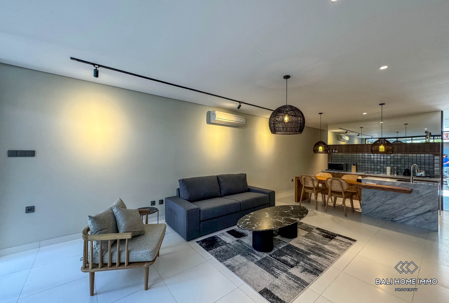 Modern 2 Bedroom Villa for Rental in Bali Canggu Berawa — image 1