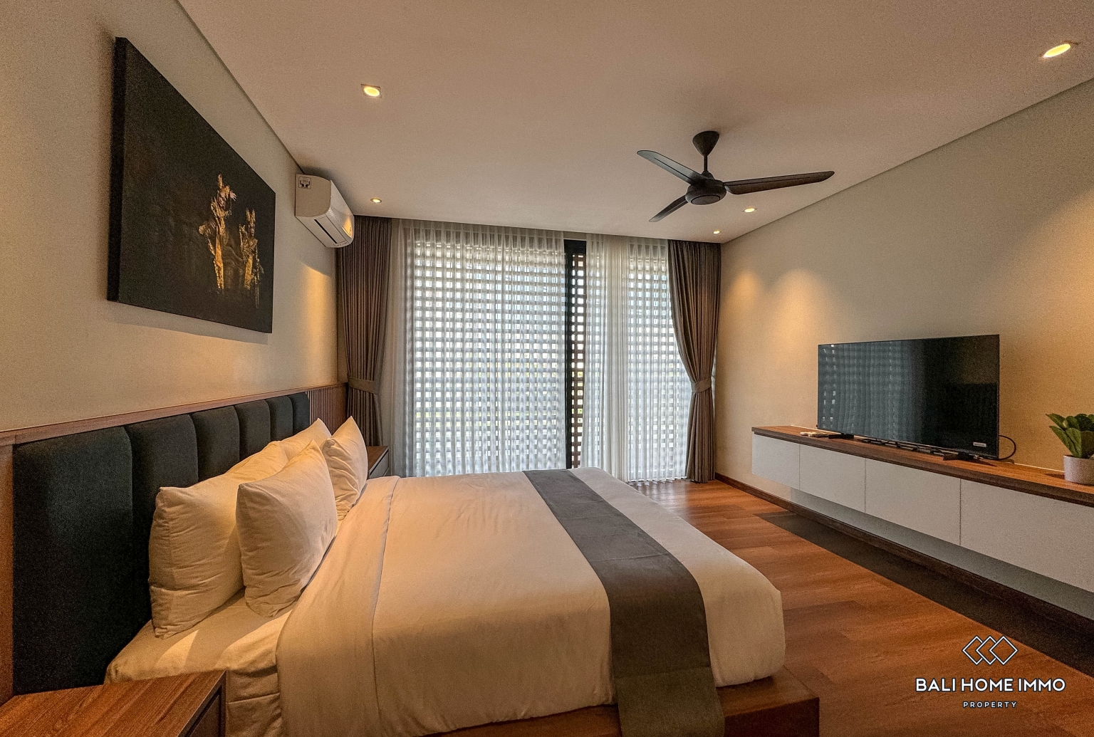 Modern 2 Bedroom Villa for Rental in Bali Canggu Berawa — image 8
