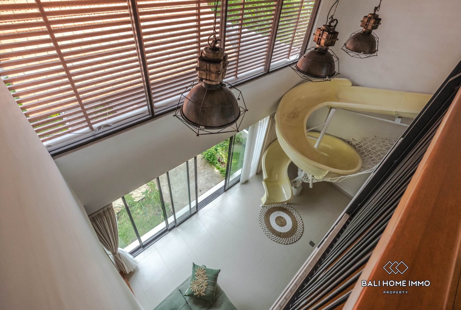 Modern 3 Bedroom Family Villa with Garden for rent in Ubud — image 6