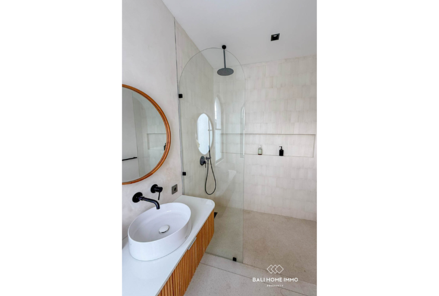Modern 3-Bedroom Villa for Rent in Umalas — image 13