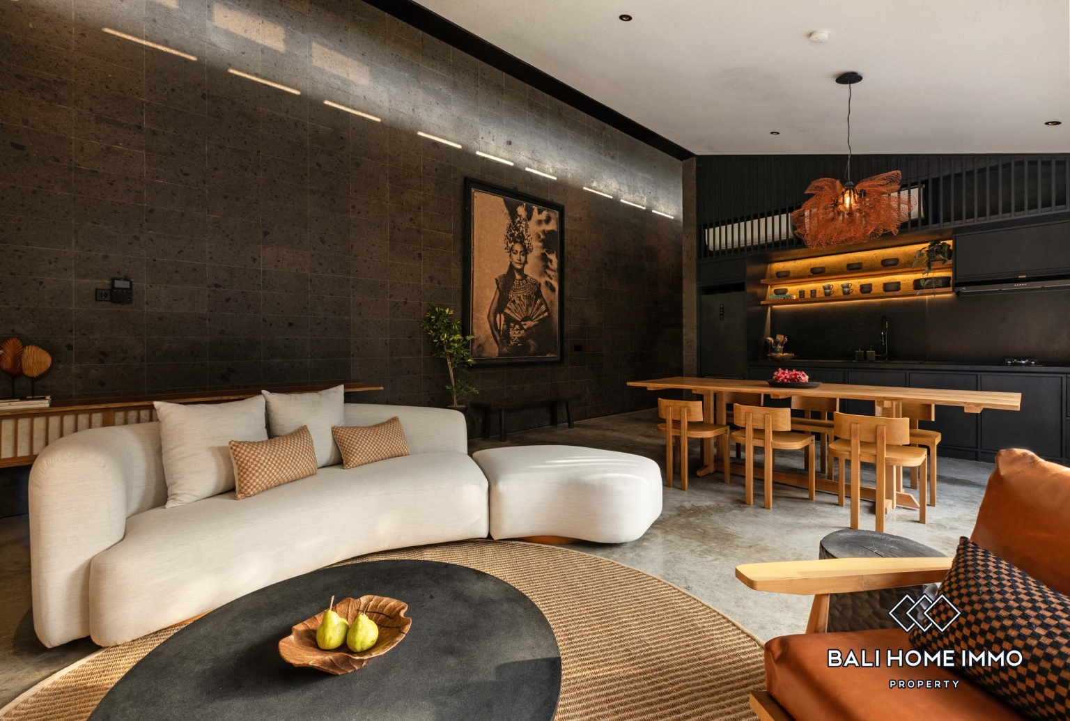 Modern Luxury 2 Bedroom Villa For Rent in Pererenan Beachside — image 4