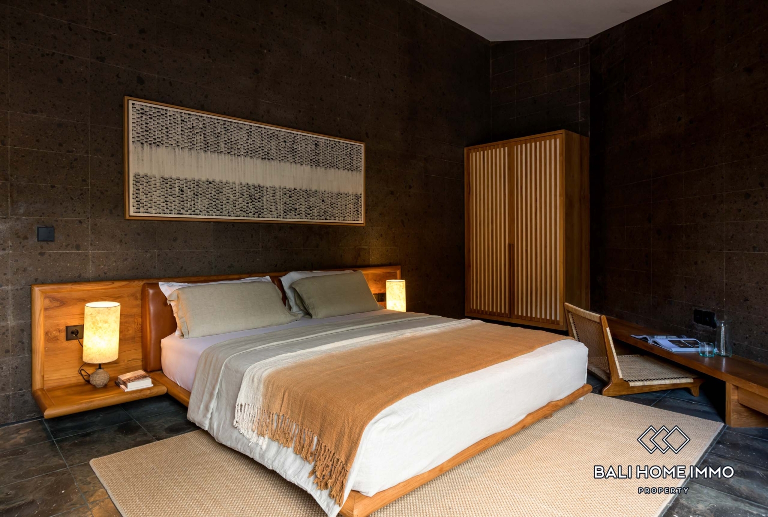 Modern Luxury 2 Bedroom Villa For Rent in Pererenan Beachside — image 13