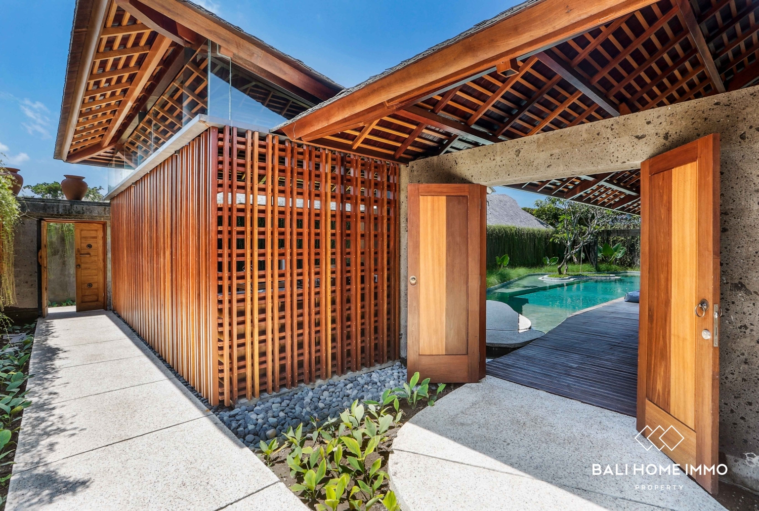 Modern Luxury 3 Bedroom Villa for Rent in Umalas — image 15