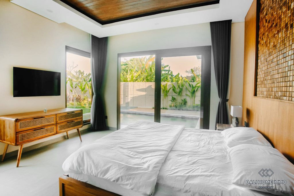 Newly Built Ricefield View 3 Bedroom Villa for Rent in Bali Pererenan — image 8