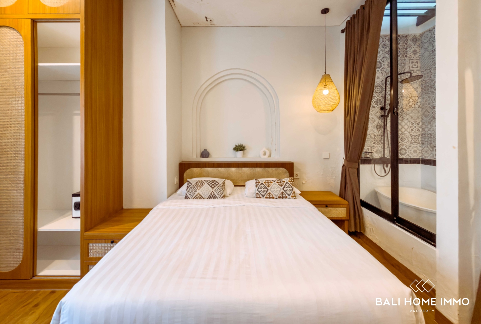 NEWLY RENOVATED 4 BEDROOM VILLA FOR MONTHLY & YEARLY RENT IN BALI - JIMBARAN — image 16