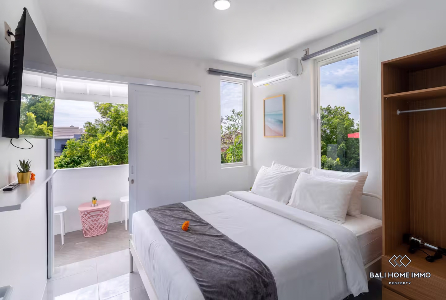 NEWLY RENOVATED 5 BEDROOMS VILLA FOR YEARLY AND MONTHLY RENTAL IN BALI - PECATU — image 11