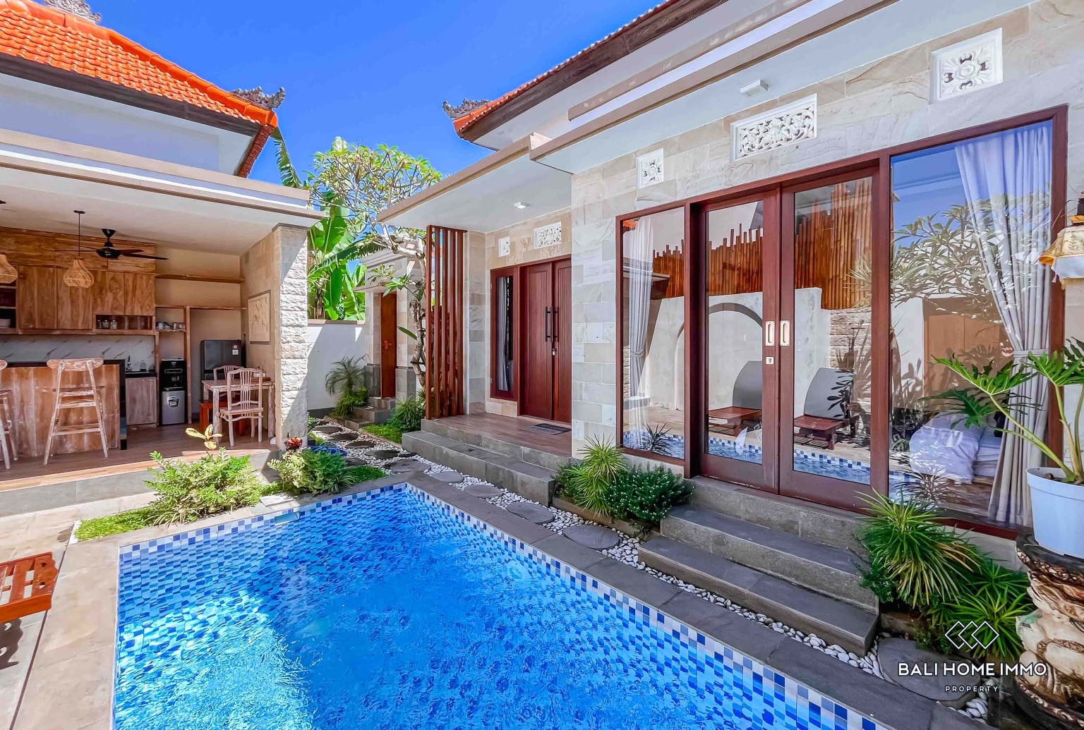 PEACEFUL 2 BEDROOMS VILLA FOR YEARLY AND MONTHLY RENTAL IN PANDAWA - KUTUH
