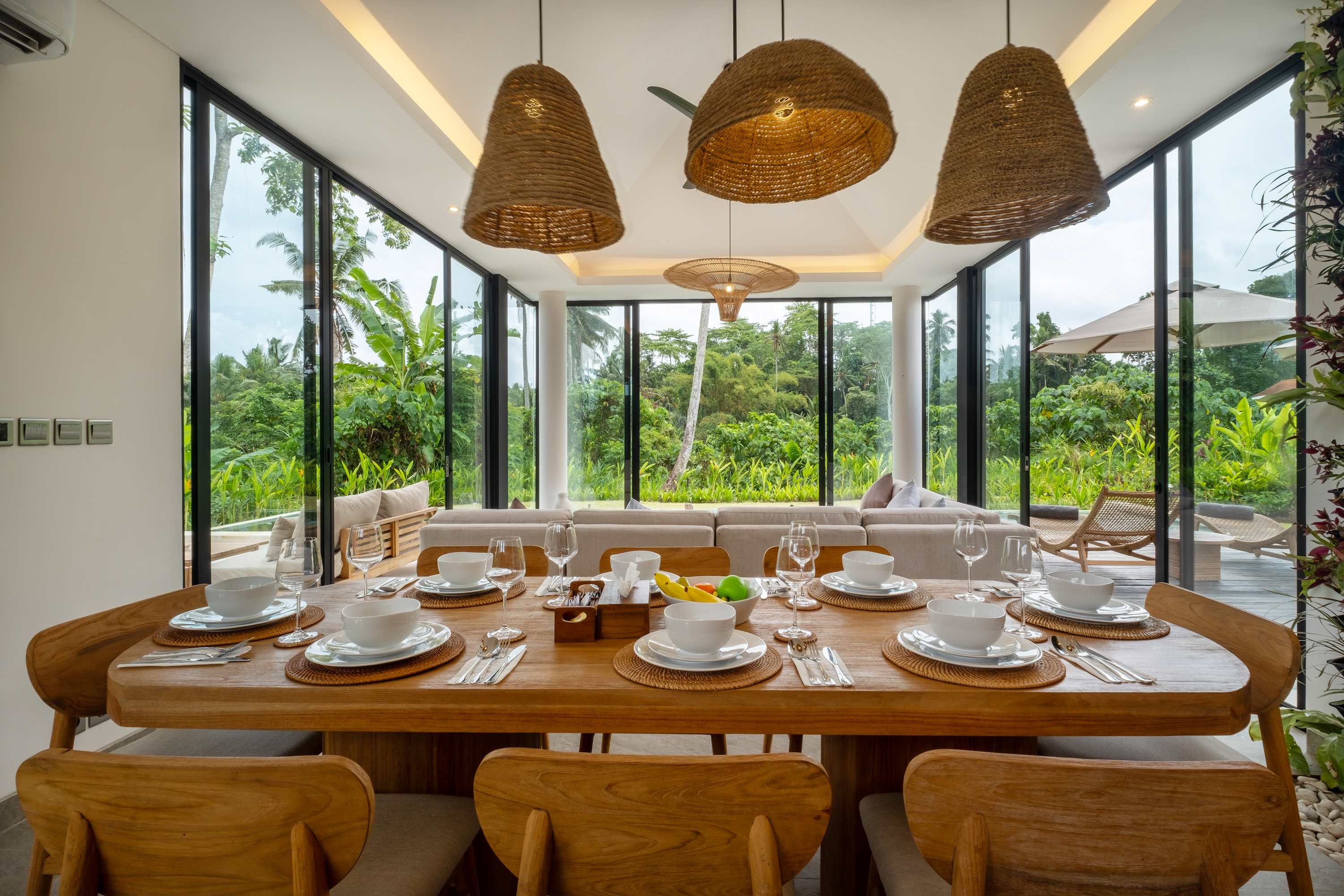 Rice-Field Villa Vidar · 4BR · Ubud — 4BR Villa Rental in Ubud — image 2