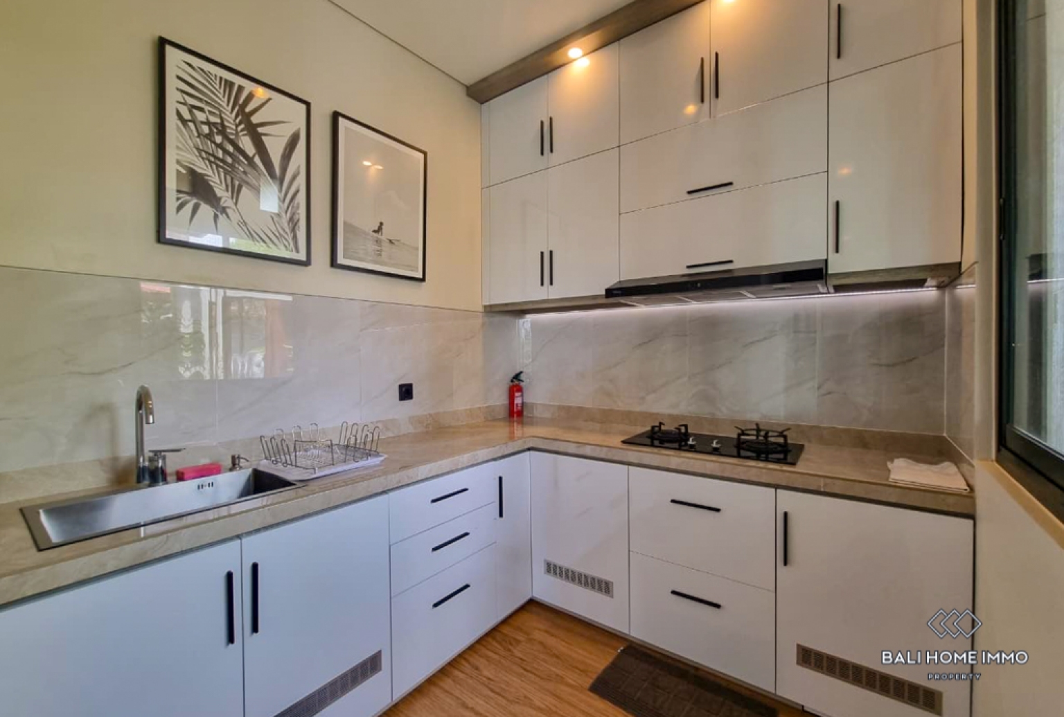 Ricefield View 1 Bedroom Villa for Yearly Rental in Bali Canggu Babakan — image 10