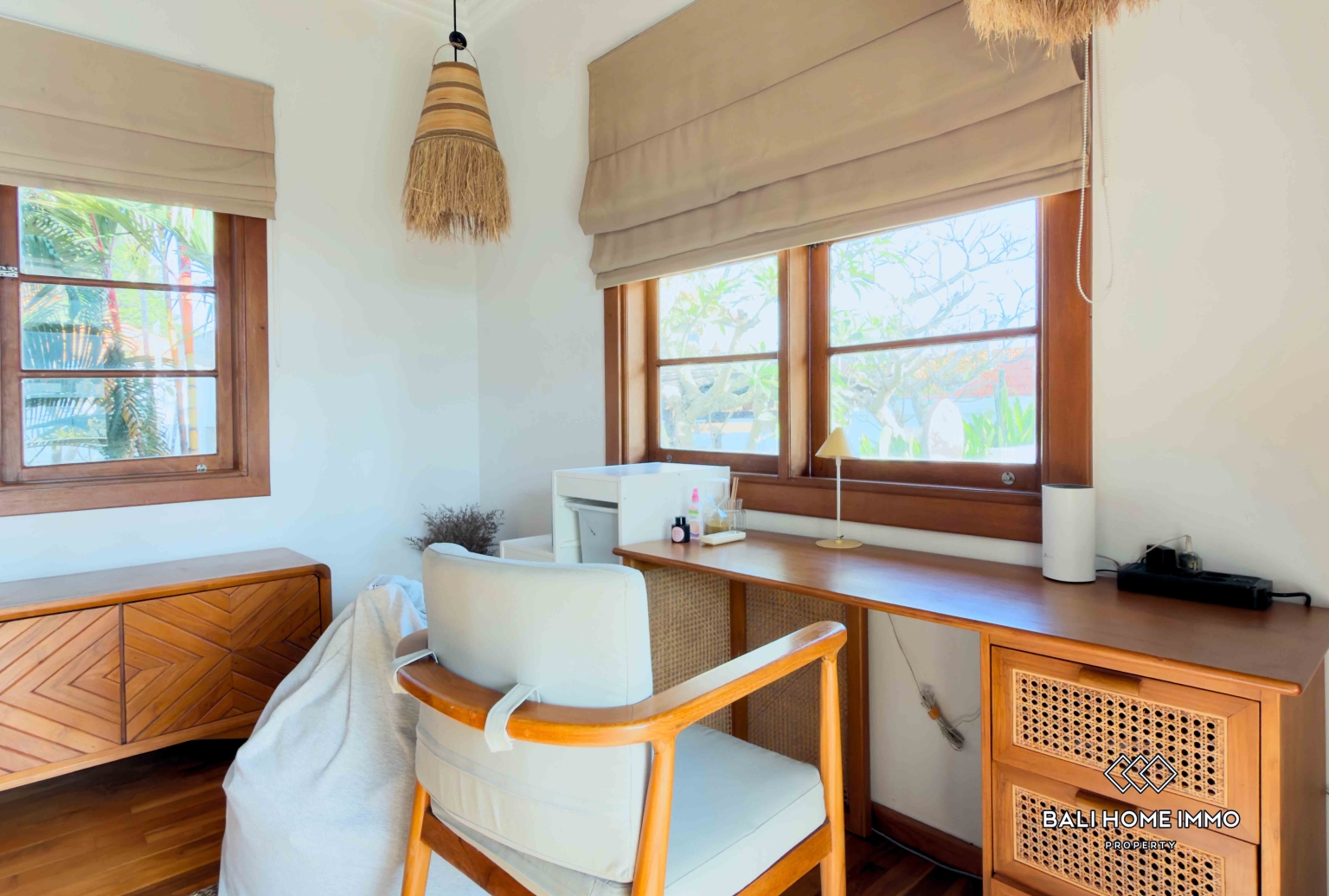 Ricefield View 3 Bedroom Villa for Rent in Bali Canggu Batu Bolong — image 13