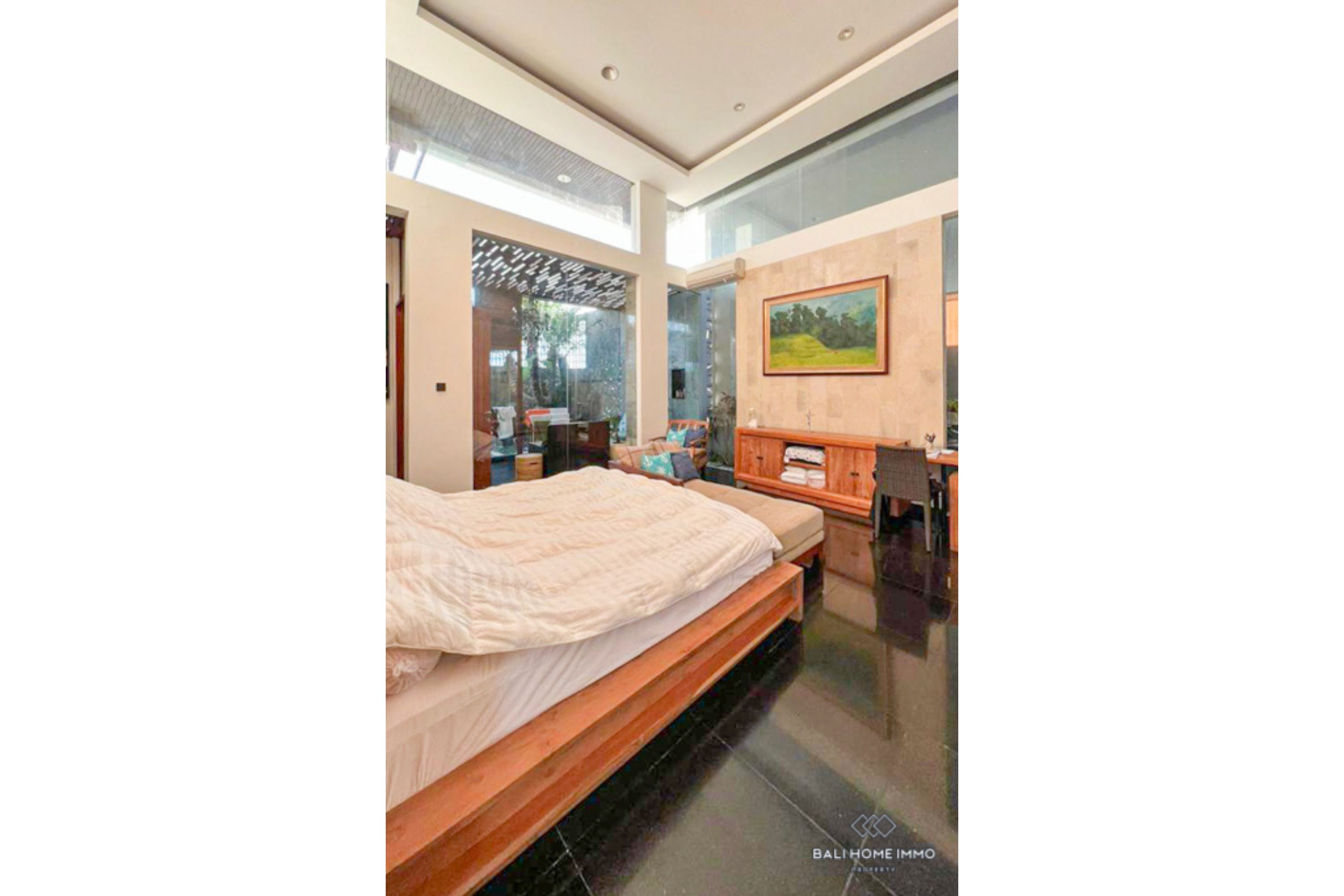 Ricefield View 3 Bedroom Villa for Yearly Rental in Bali Tanah Lot — image 8