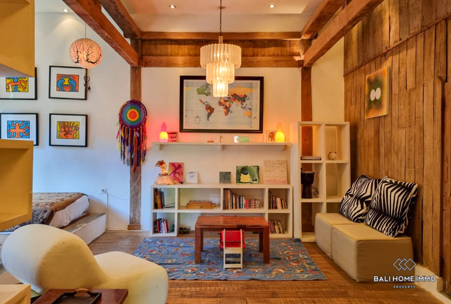 Ricefield View Spacious 5 Bedroom Villa for Rental in Bali Berawa — image 15